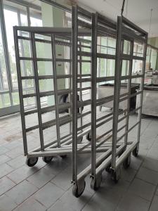 Smoke trolleys image