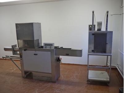 Possenti, filling press. image